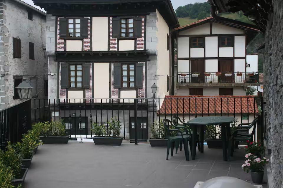 Terraza con balcones